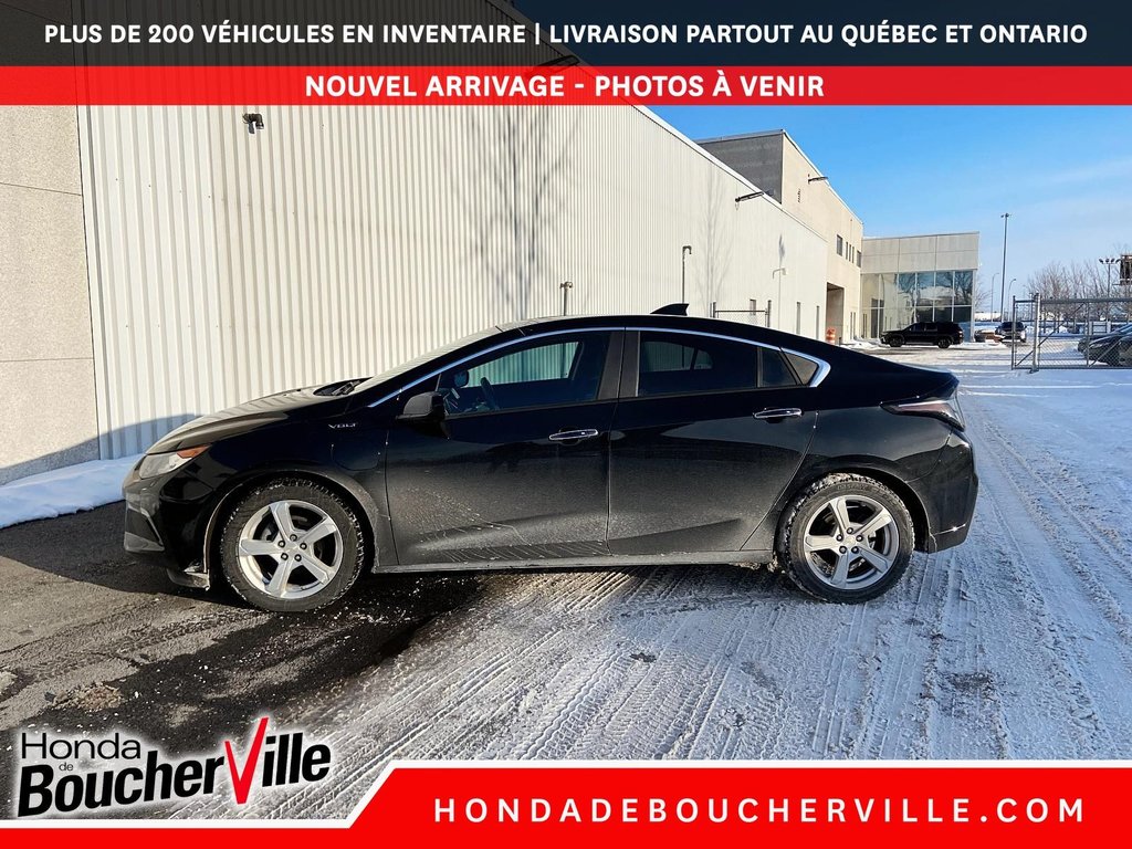 2019 Chevrolet Volt LT in Terrebonne, Quebec - 5 - w1024h768px