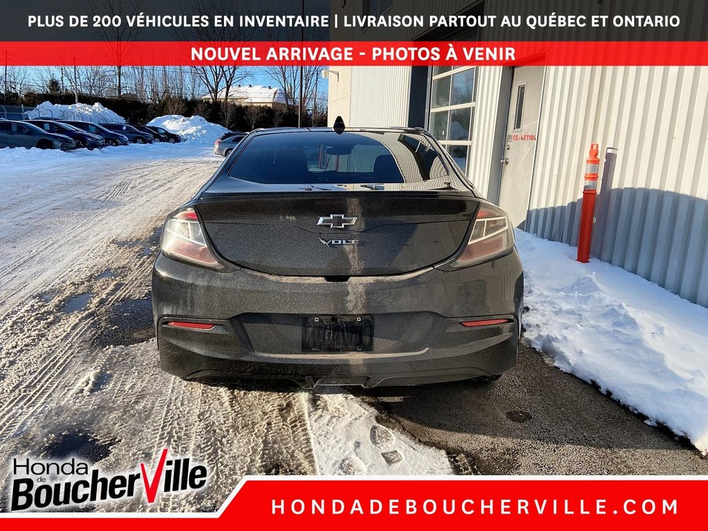 2019 Chevrolet Volt LT in Terrebonne, Quebec - 9 - w1024h768px