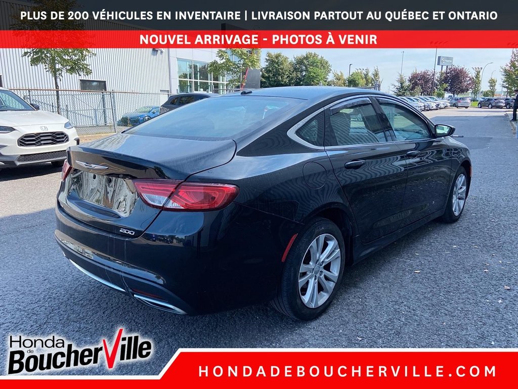 2015 Chrysler 200 Limited in Terrebonne, Quebec - 7 - w1024h768px