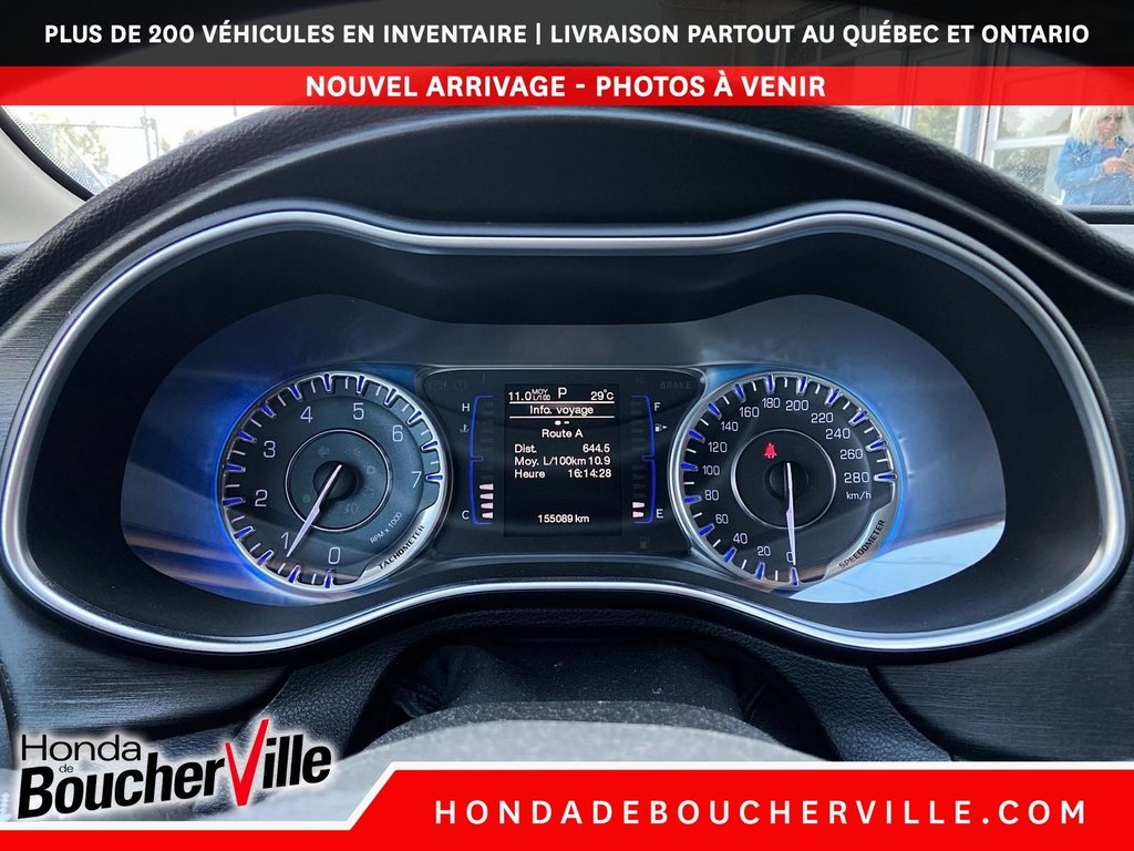 Chrysler 200 Limited 2015 à Terrebonne, Québec - 17 - w1024h768px