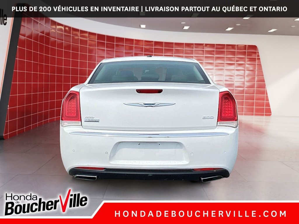 2015 Chrysler 300 Touring in Terrebonne, Quebec - 13 - w1024h768px