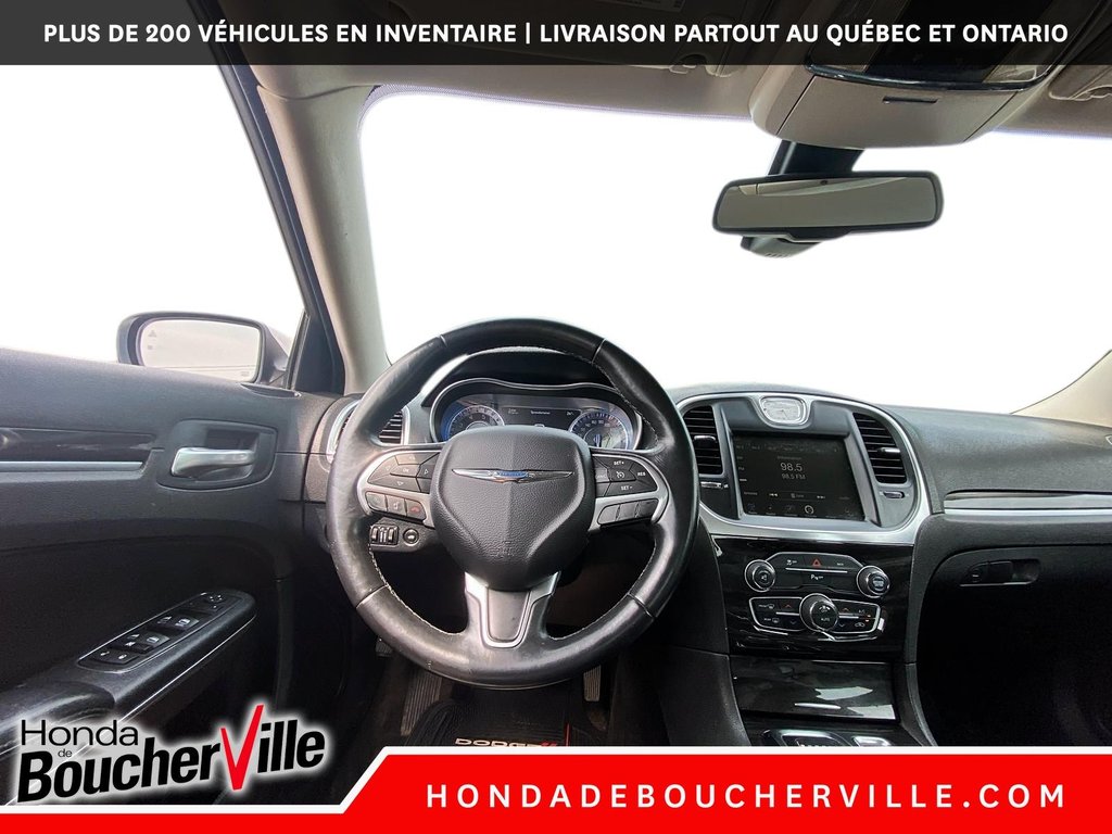 2015 Chrysler 300 Touring in Terrebonne, Quebec - 28 - w1024h768px