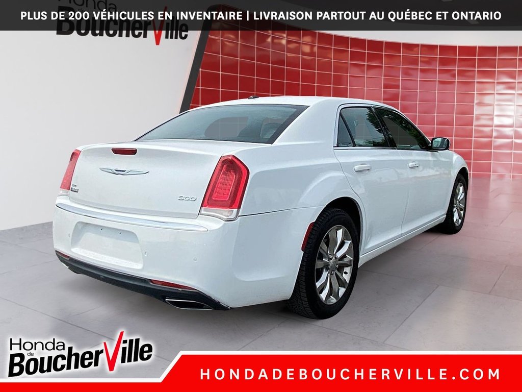 2015 Chrysler 300 Touring in Terrebonne, Quebec - 11 - w1024h768px