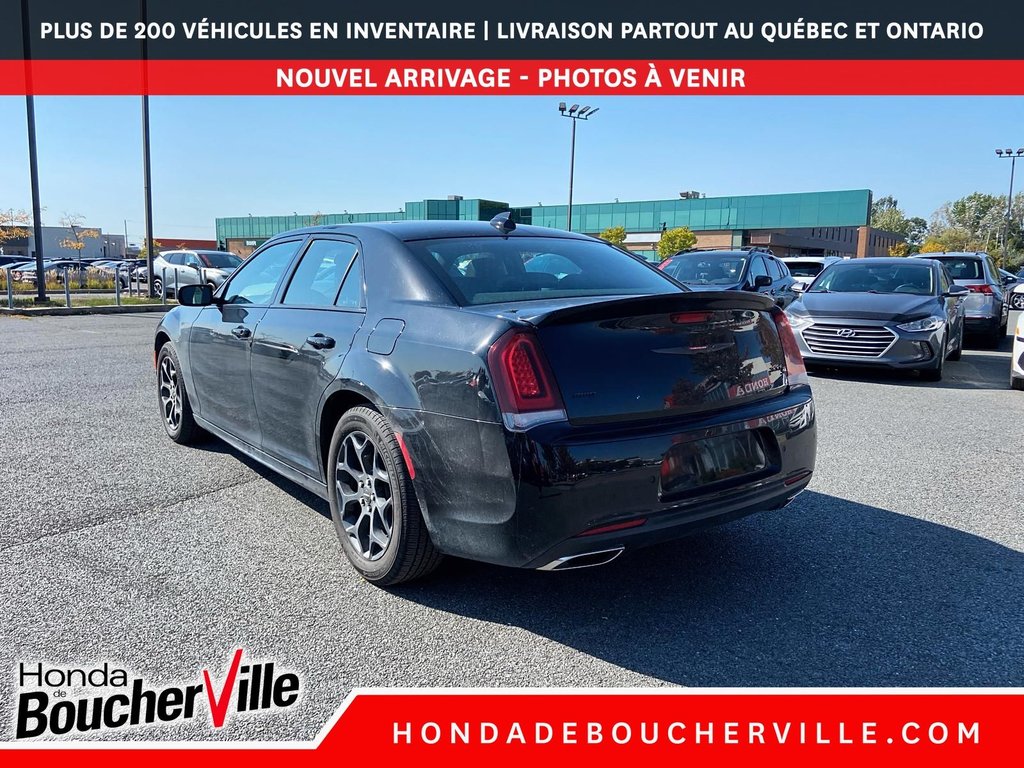 2023 Chrysler 300 300S in Terrebonne, Quebec - 11 - w1024h768px
