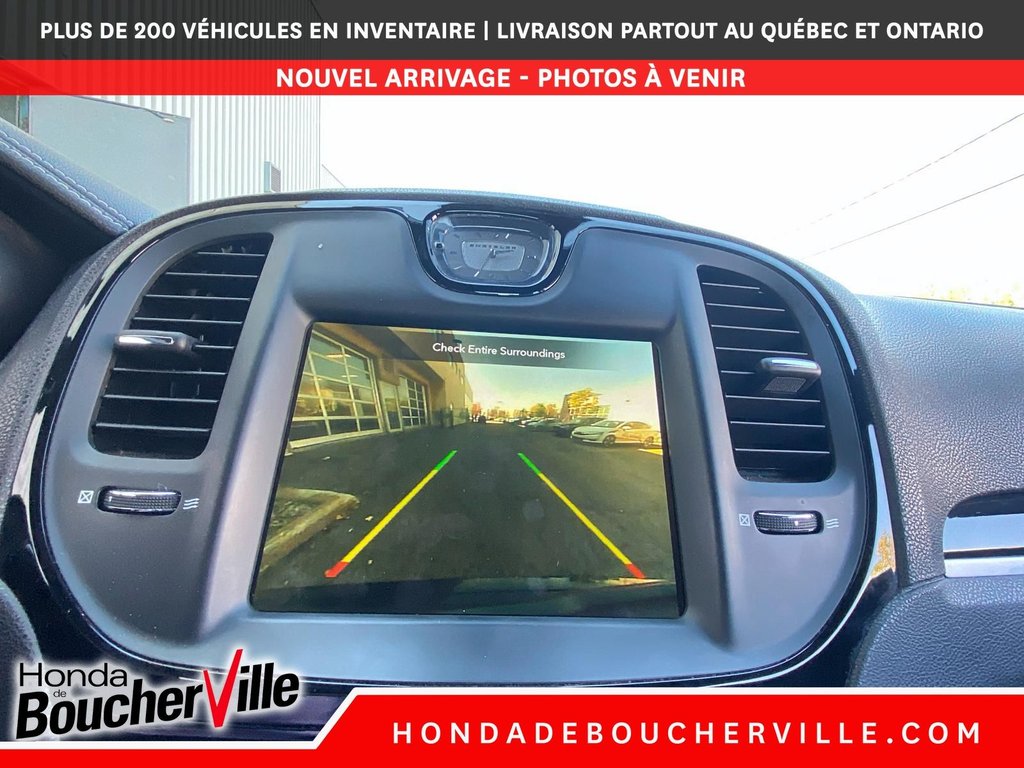 2023 Chrysler 300 300S in Terrebonne, Quebec - 29 - w1024h768px