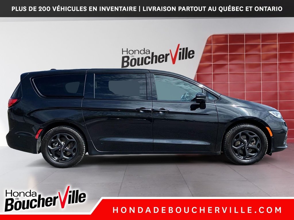 2022 Chrysler Pacifica Hybrid Limited S in Terrebonne, Quebec - 7 - w1024h768px