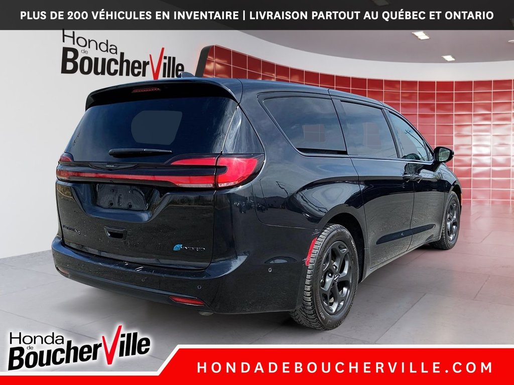 2022 Chrysler Pacifica Hybrid Limited S in Terrebonne, Quebec - 9 - w1024h768px