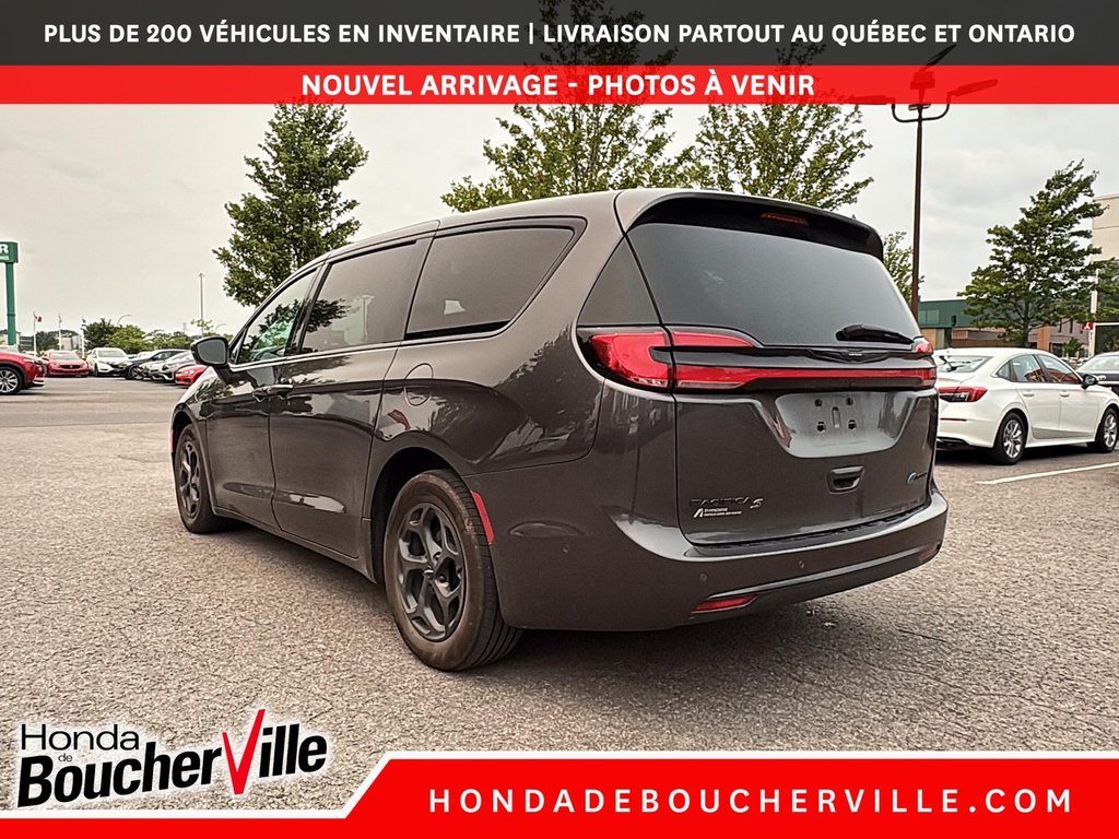Chrysler Pacifica Hybrid Limited 2022 à Terrebonne, Québec - 5 - w1024h768px