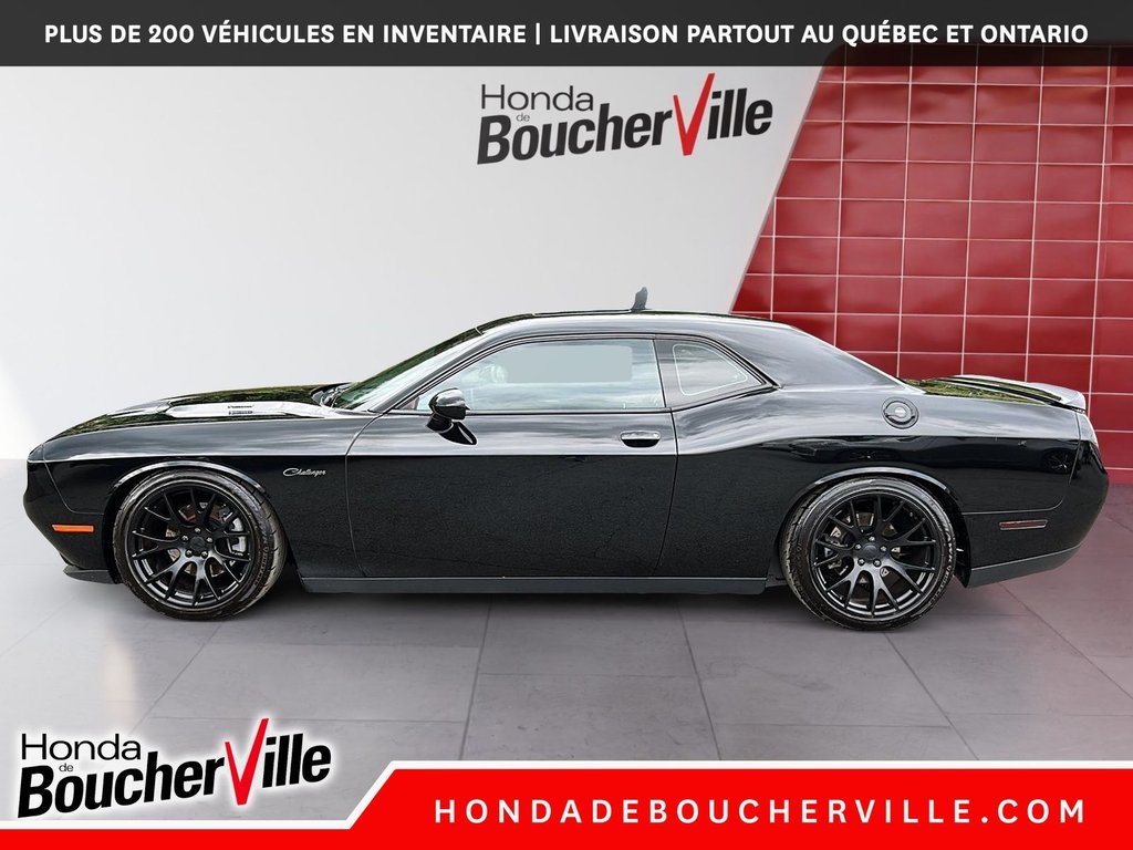 2015 Dodge Challenger R/T in Terrebonne, Quebec - 9 - w1024h768px