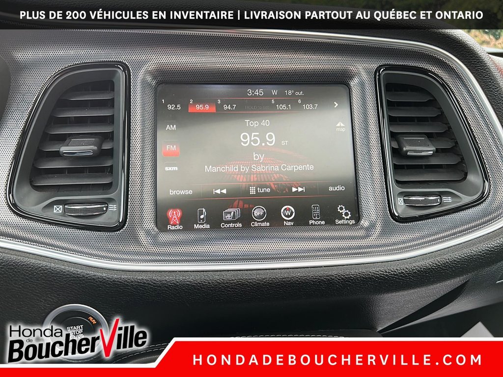 2015 Dodge Challenger R/T in Terrebonne, Quebec - 25 - w1024h768px