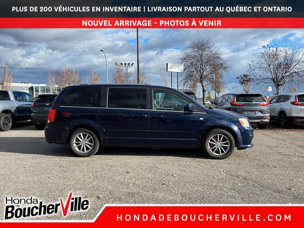 2014 Dodge Grand Caravan 30th Anniversary in Terrebonne, Quebec - 5 - w1024h768px