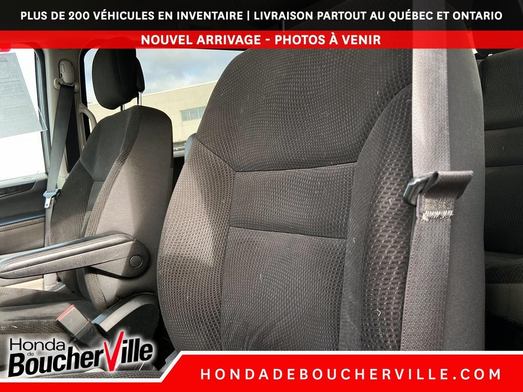 2017 Dodge Grand Caravan SXT in Terrebonne, Quebec - 17 - w1024h768px