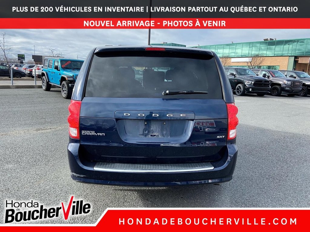 2017 Dodge Grand Caravan SXT in Terrebonne, Quebec - 9 - w1024h768px