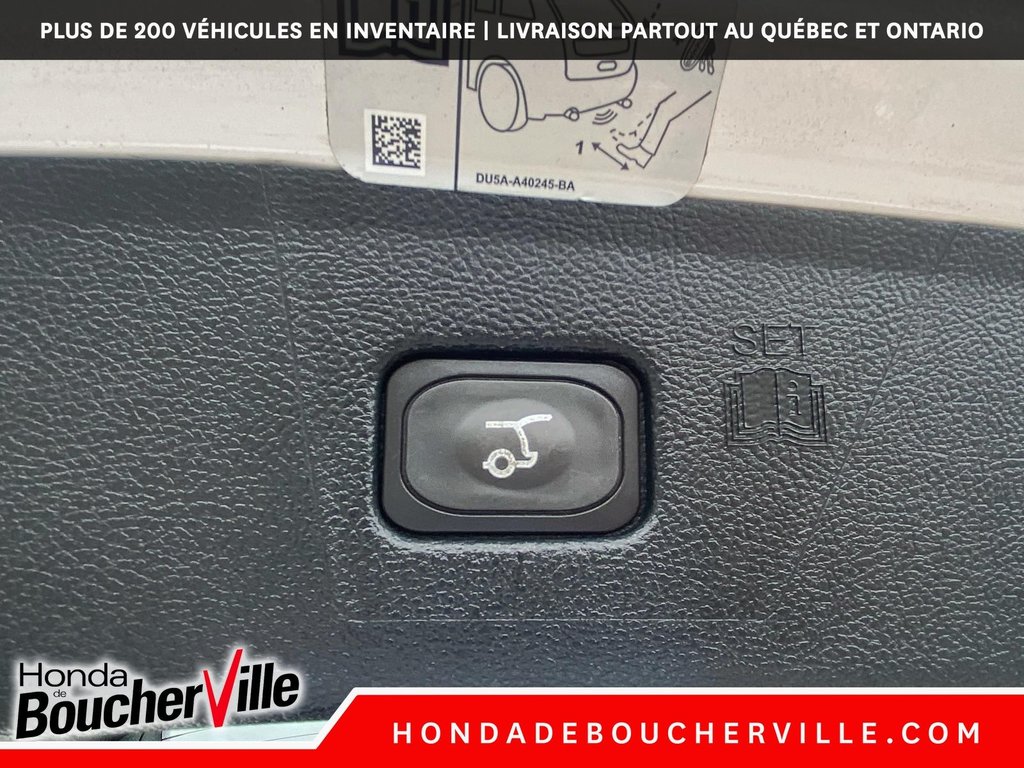 2018 Ford Edge Titanium in Terrebonne, Quebec - 19 - w1024h768px