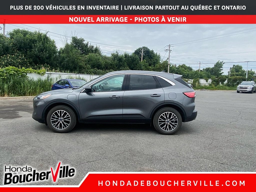 2022 Ford Escape SE Plug-In Hybrid in Terrebonne, Quebec - 15 - w1024h768px