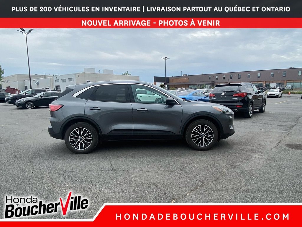 2022 Ford Escape SE Plug-In Hybrid in Terrebonne, Quebec - 7 - w1024h768px