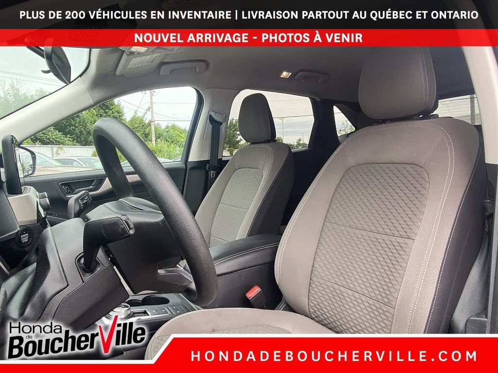 2022 Ford Escape SE Plug-In Hybrid in Terrebonne, Quebec - 17 - w1024h768px