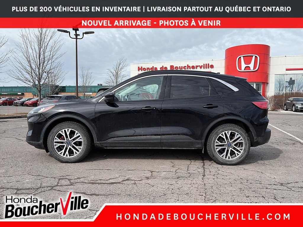 Ford Escape SEL Hybrid 2022 à Terrebonne, Québec - 3 - w1024h768px