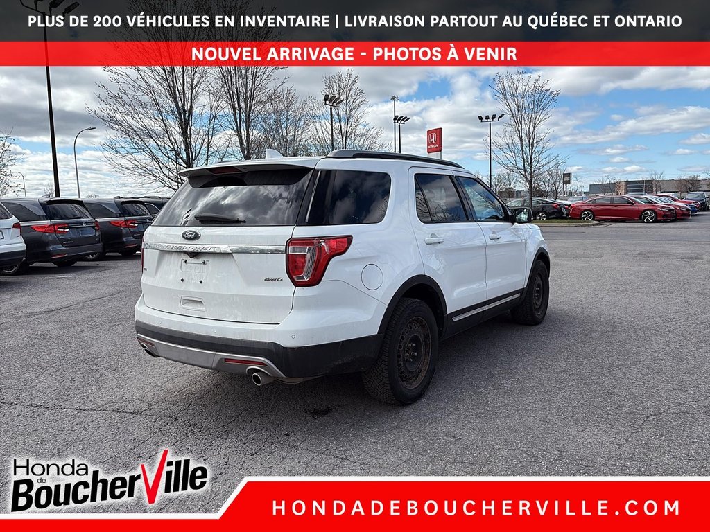 2017 Ford Explorer XLT in Terrebonne, Quebec - 9 - w1024h768px