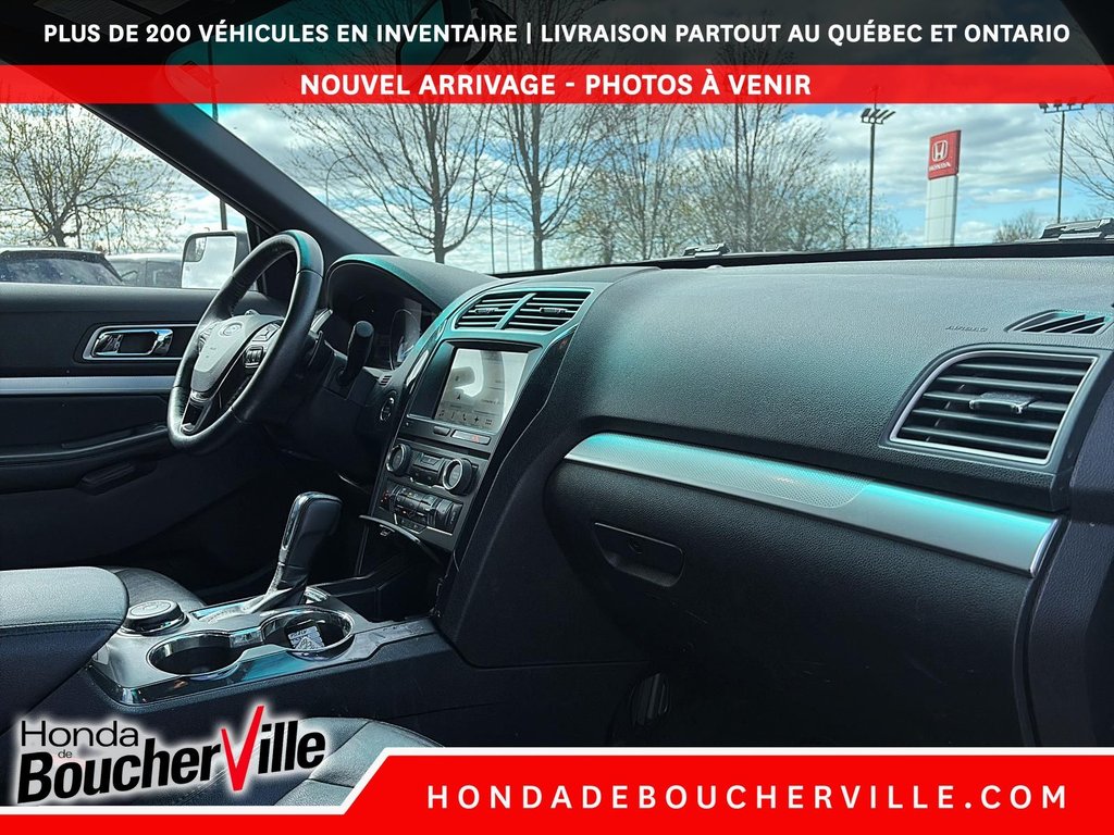 2017 Ford Explorer XLT in Terrebonne, Quebec - 21 - w1024h768px