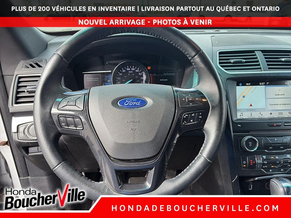 2017 Ford Explorer XLT in Terrebonne, Quebec - 25 - w1024h768px