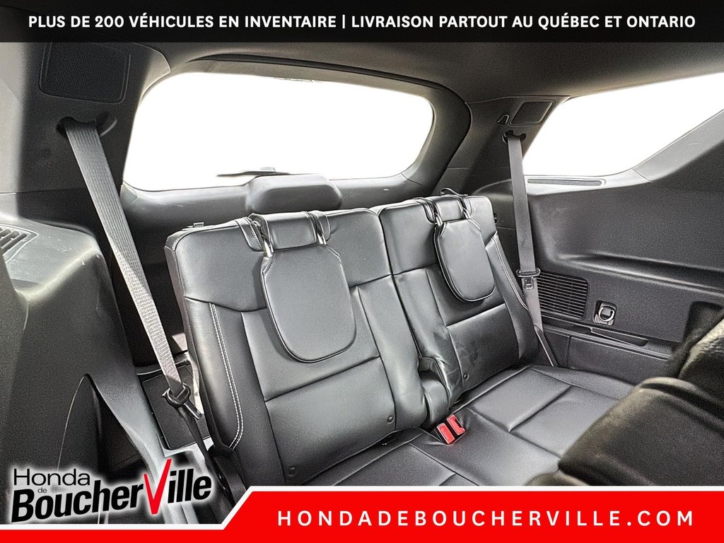 2022 Ford Explorer ST in Terrebonne, Quebec - 19 - w1024h768px