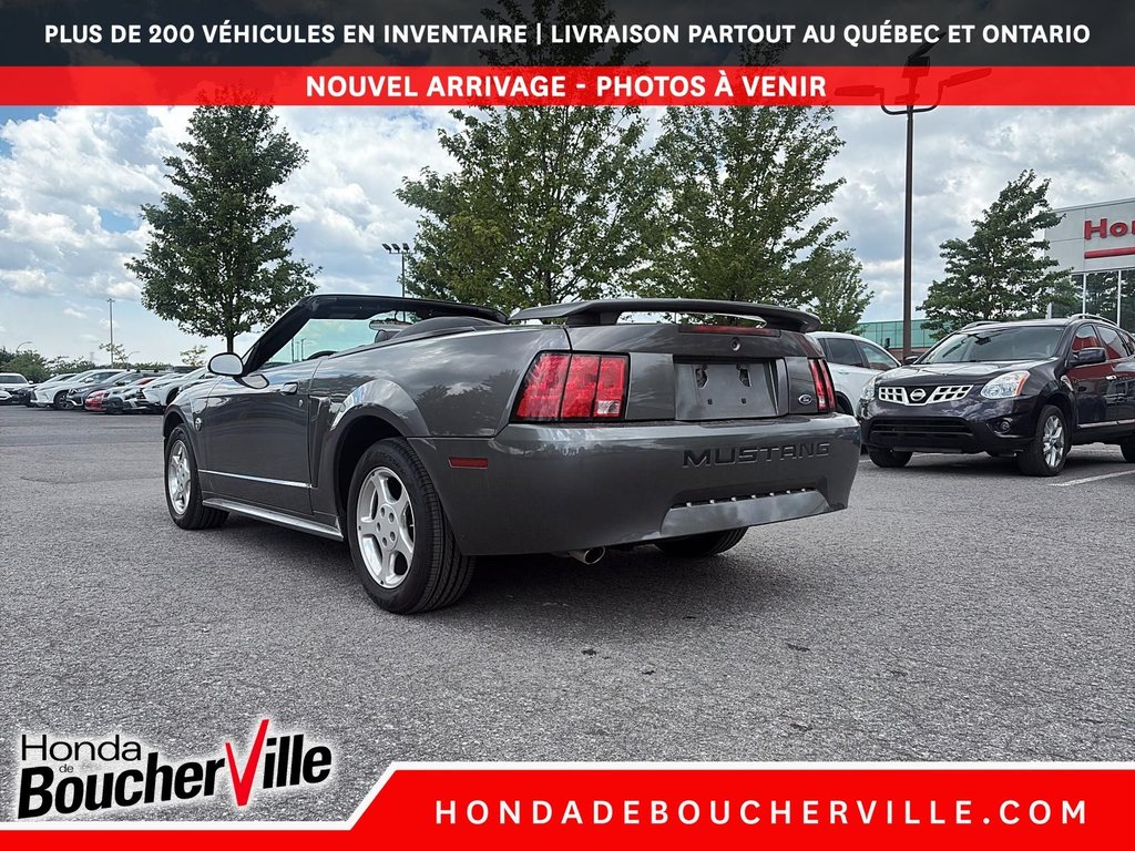 2004 Ford Mustang Convertible in Terrebonne, Quebec - 2 - w1024h768px