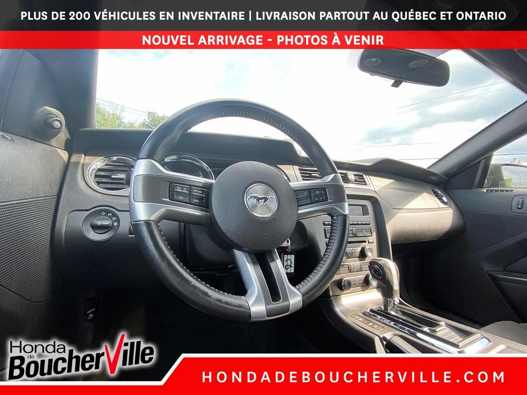 2014 Ford Mustang FASTBACK V6 in Terrebonne, Quebec - 22 - w1024h768px