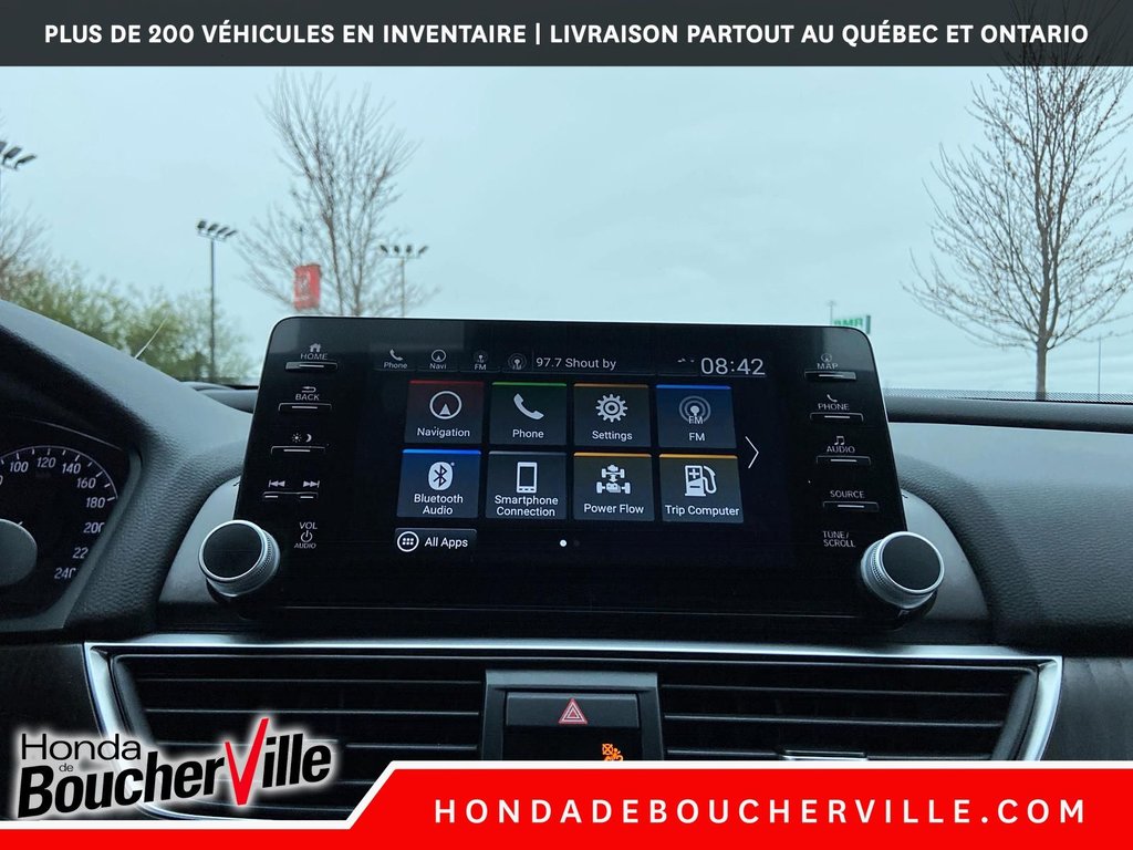 2022 Honda Accord Hybrid Touring in Terrebonne, Quebec - 26 - w1024h768px