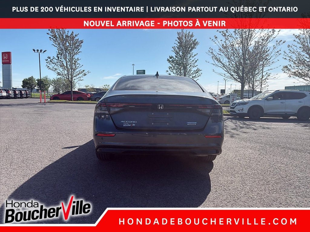 2024 Honda Accord Hybrid Touring in Terrebonne, Quebec - 7 - w1024h768px