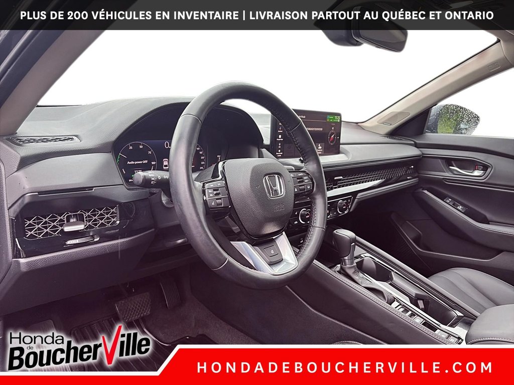 2024 Honda Accord Hybrid Touring in Terrebonne, Quebec - 23 - w1024h768px