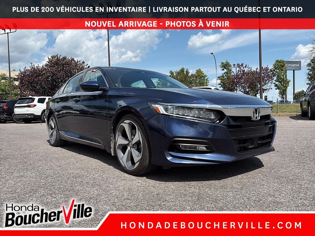 Honda Accord Sedan Touring 2018 à Terrebonne, Québec - 11 - w1024h768px
