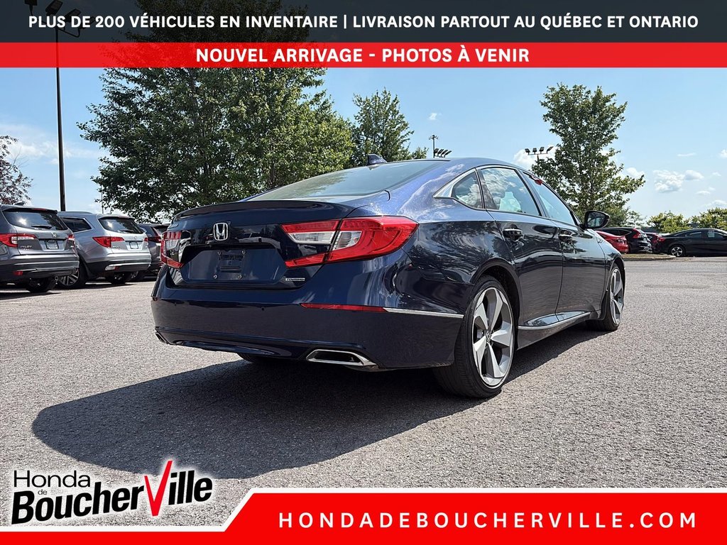 Honda Accord Sedan Touring 2018 à Terrebonne, Québec - 9 - w1024h768px