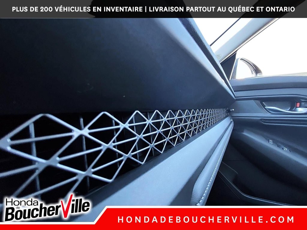 2025 Honda Accord SE in Terrebonne, Quebec - 16 - w1024h768px