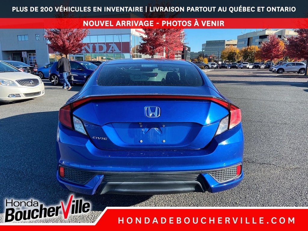 2017 Honda Civic Coupe LX in Terrebonne, Quebec - 11 - w1024h768px