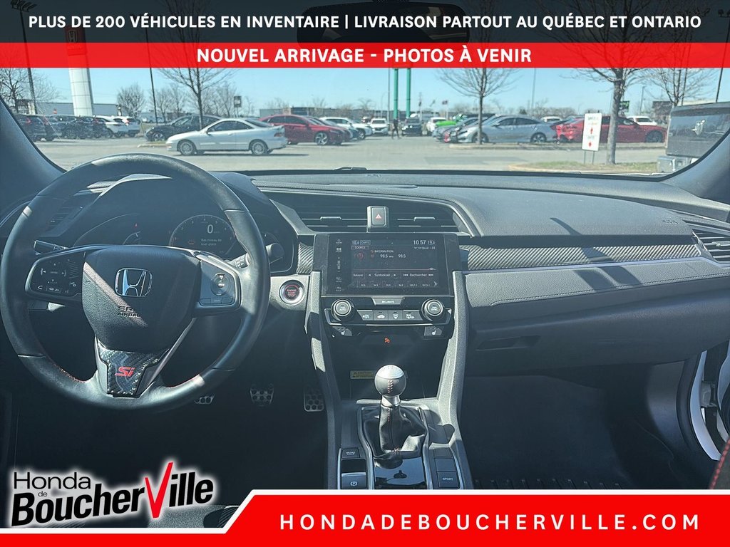 2018 Honda Civic Coupe Si in Terrebonne, Quebec - 17 - w1024h768px
