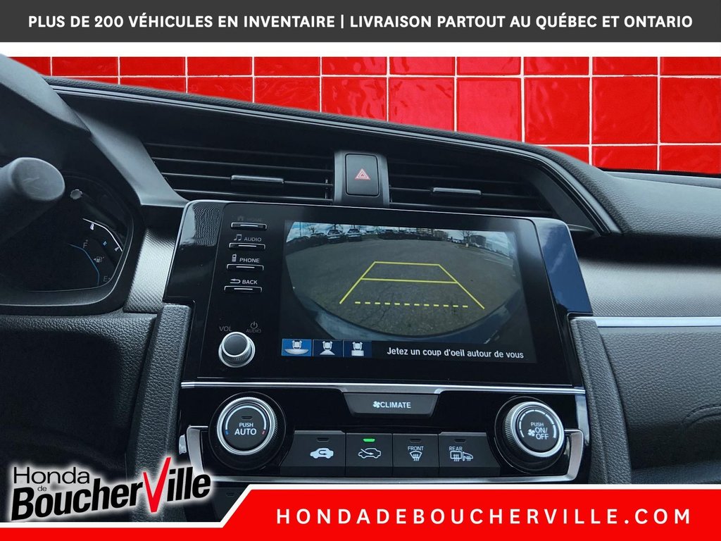 2017 Honda Civic Hatchback LX in Terrebonne, Quebec - 8 - w1024h768px