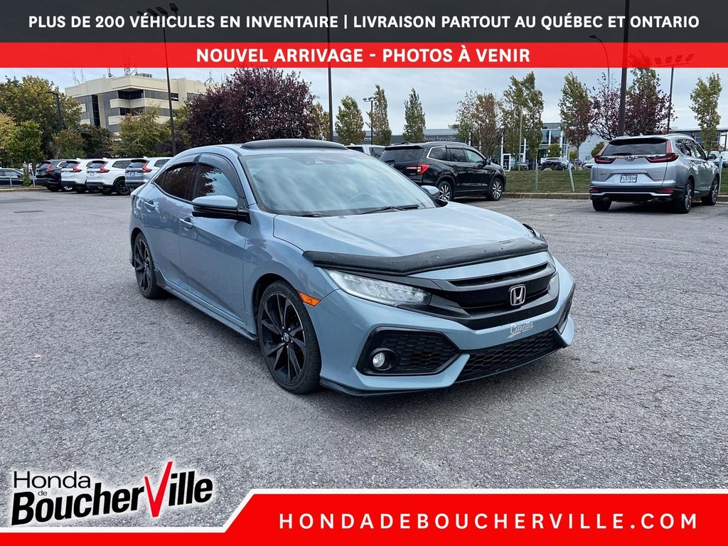 2017 Honda Civic Hatchback Sport Touring in Terrebonne, Quebec - 3 - w1024h768px