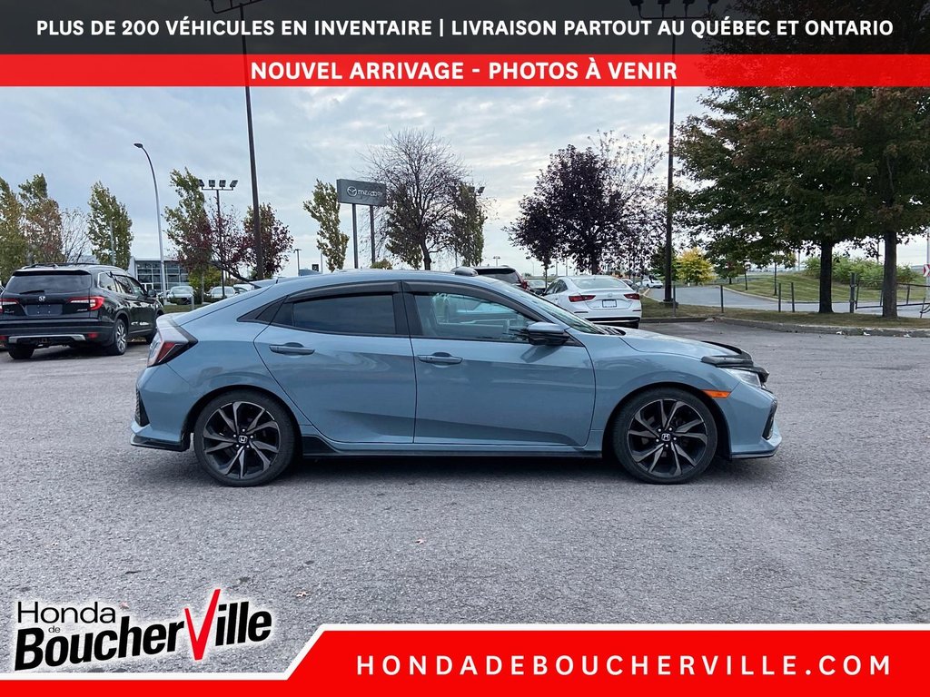 2017 Honda Civic Hatchback Sport Touring in Terrebonne, Quebec - 5 - w1024h768px