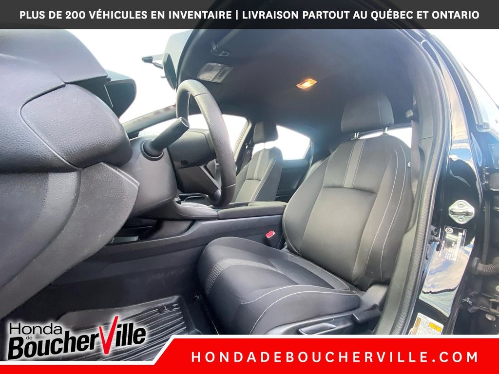 2017 Honda Civic Hatchback LX in Terrebonne, Quebec - 18 - w1024h768px
