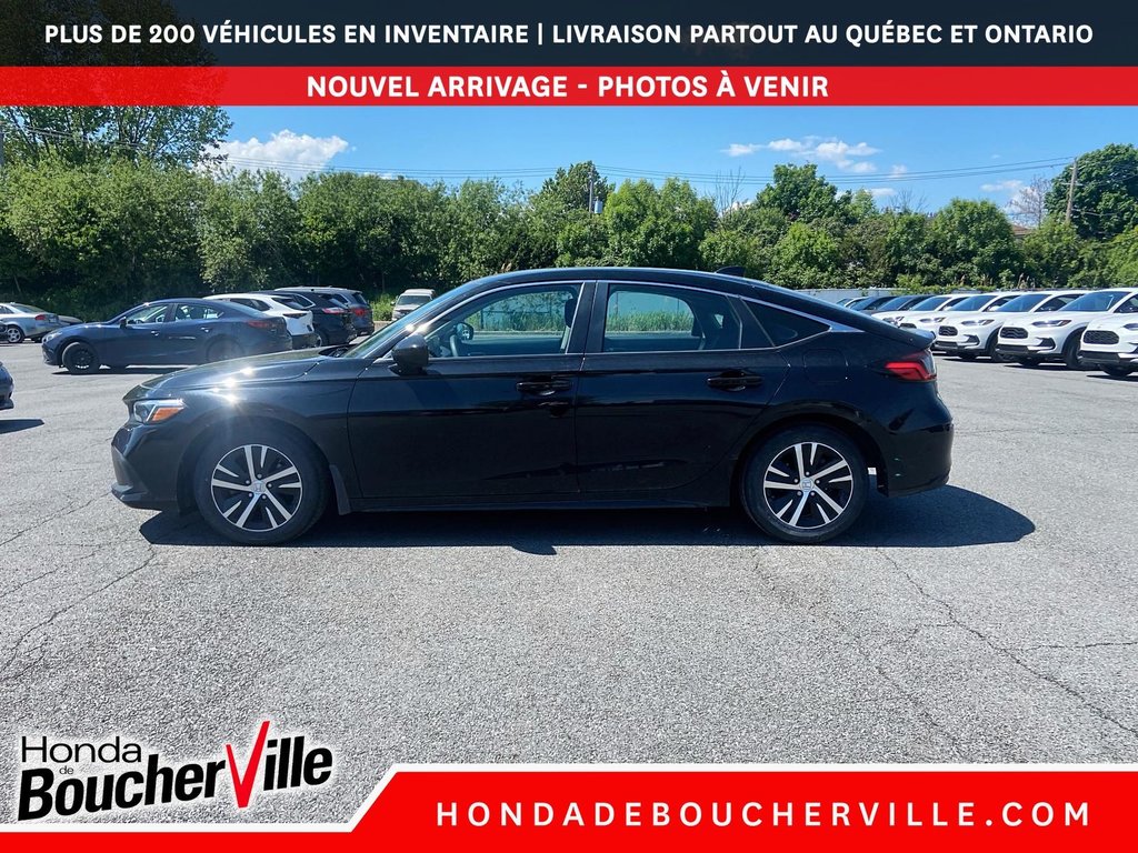2022 Honda Civic Hatchback LX in Terrebonne, Quebec - 11 - w1024h768px