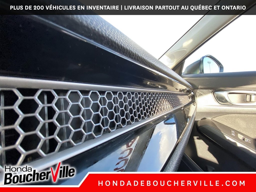 2022 Honda Civic Hatchback LX in Terrebonne, Quebec - 27 - w1024h768px