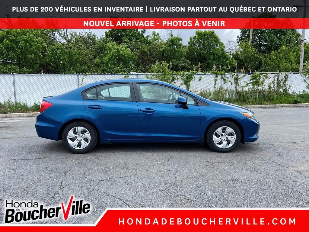 Honda Civic Sdn LX 2012 à Terrebonne, Québec - 8 - w1024h768px