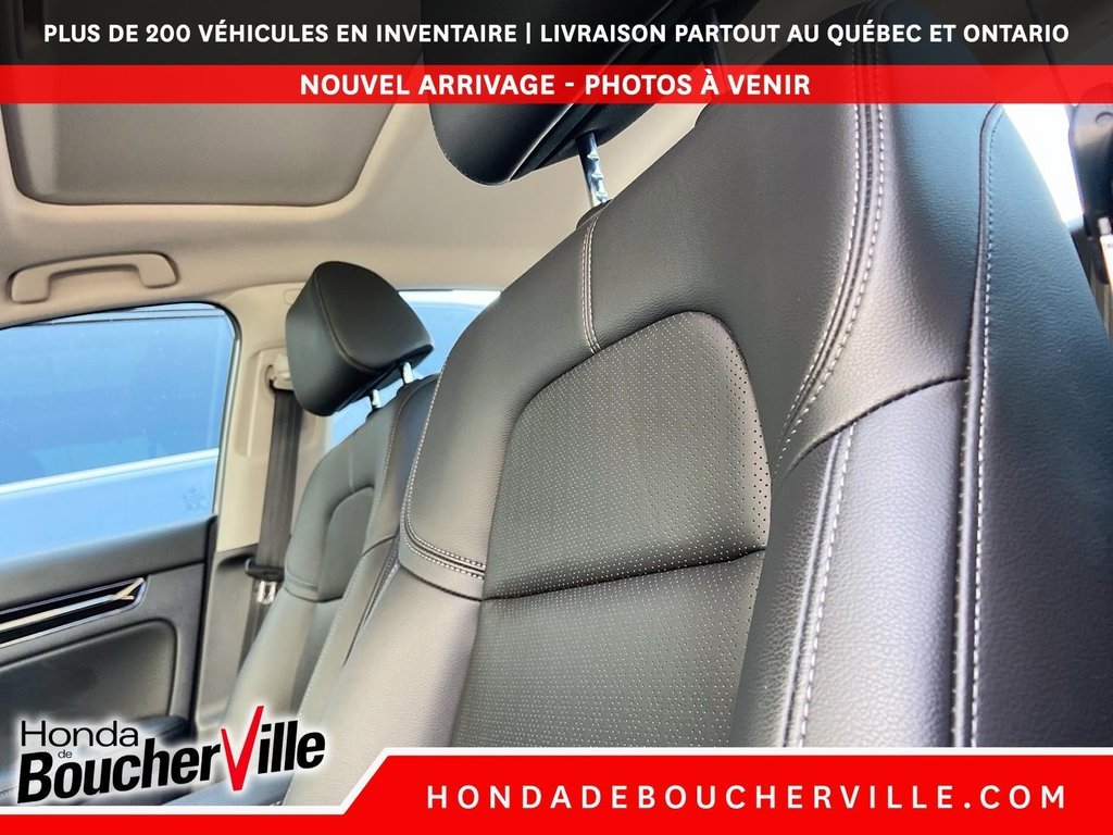 2022 Honda Civic Sedan Touring in Terrebonne, Quebec - 22 - w1024h768px