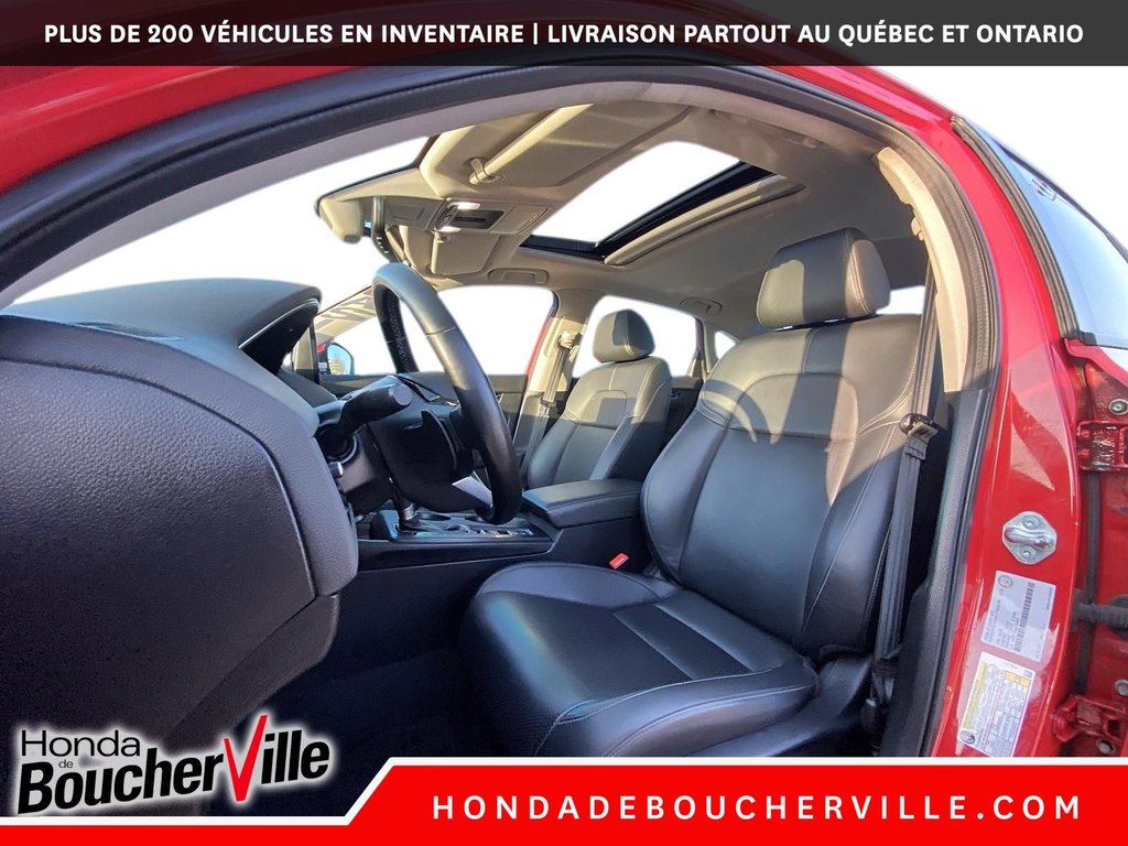 2022 Honda Civic Sedan Touring in Terrebonne, Quebec - 17 - w1024h768px