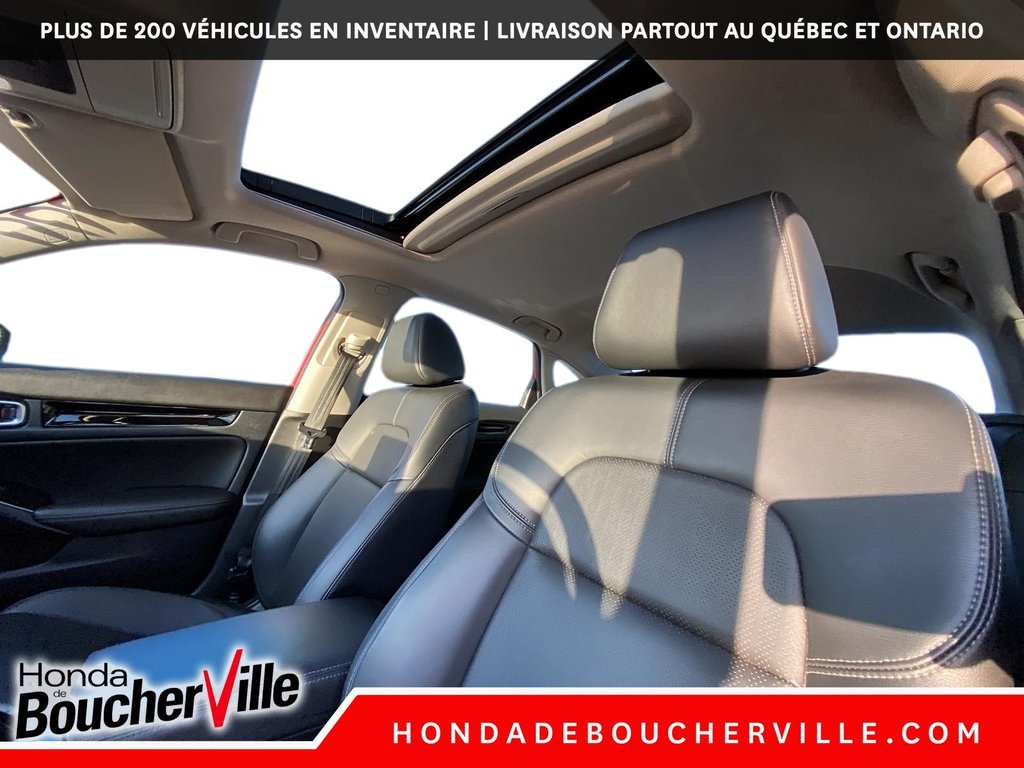 2022 Honda Civic Sedan Touring in Terrebonne, Quebec - 19 - w1024h768px
