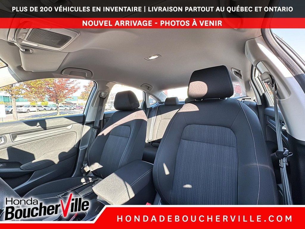 Honda Civic Sedan LX 2025 à Terrebonne, Québec - 25 - w1024h768px