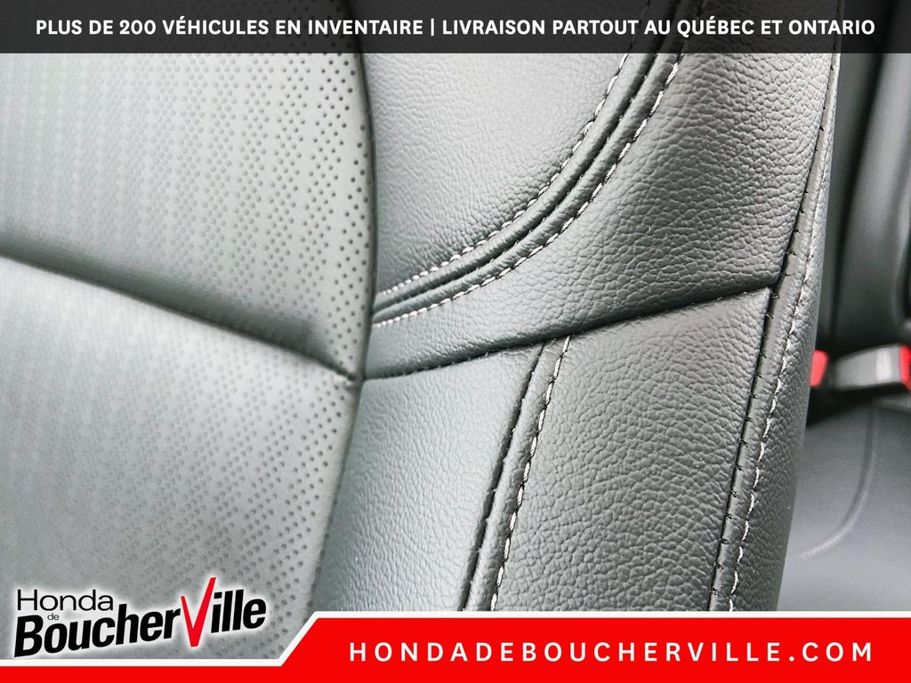 2024 Honda Civic TOURING in Terrebonne, Quebec - 11 - w1024h768px