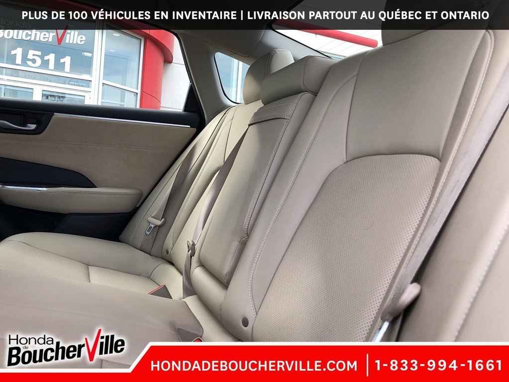 2021 Honda Clarity Plug-In Hybrid Touring in Terrebonne, Quebec - 11 - w1024h768px