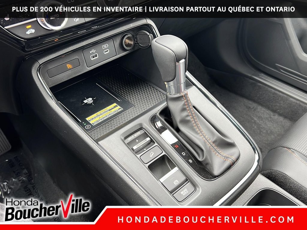 2023 Honda CR-V HYBRID Touring in Terrebonne, Quebec - 11 - w1024h768px